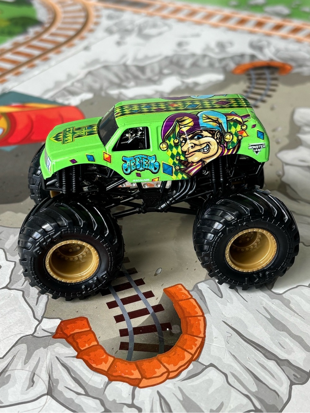 Monster Jam Green Jester truck 1:64 Scale